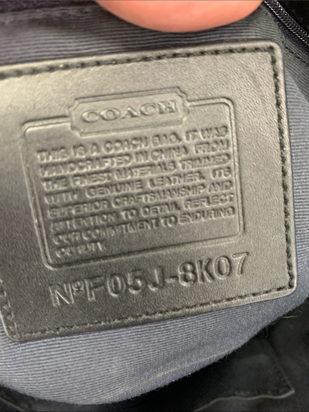 Black Signature-Pattern Shoulder Bag - Picture 3 of 7